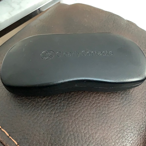 Glasses - Picture 4 of 4